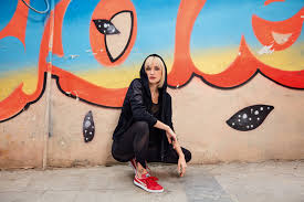 Dizi çekimleri nedeniyle sevgilisinin yanında olmadığı tatilde soydan'a, umut eker ve. Puma Nin Efsane Sneaker Modeli Suede 49 Yilini Didem Soydan Ve Umut Eker Ile Kutluyor Futbol Medya