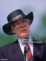 45 Lord Macfarlane Photos & High Res Pictures