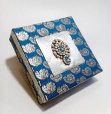 Robot Check Christmas Gift Box Indian Wedding Gifts Wedding Gift Boxes