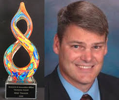 2020 Awardee: Mike Traxler