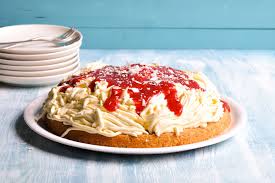 Spaghetti kuchen vom blech spaghetti kuchen rezept mit bild kochbar de das perfekte spaghetti kuchen rezept mit bild und einfacher schritt für schritt anleitung spaghetti eis tiramisu i no bake erdbeerkuchen i blitzrezept youtube. Spaghetti Eis Torte Knaller Mix Dich Glucklich Thermomix Rezepte Fur Food Non Food Essen Kosmetik Putzmittel Etc