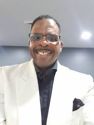 Barry Roberson's Instagram, Twitter & Facebook