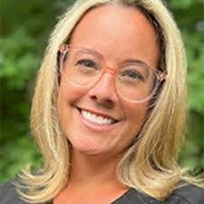 Jackie Frizzell's Instagram, Twitter & Facebook