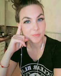 Elize & Nils headbanging en Republica Checa! 🤘