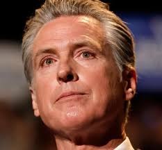 Gavin Newsom says he's getting thousands of messages from Trump Supportes  saying they regret their votes and they're happy that he's standing up to  Trump.