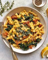 Charred Kale And Chorizo Pasta By Jakecohen Quick Easy Recipe The Feedfeed Recipe Chorizo Pasta Chorizo Pasta Recipes Pasta Recipes
