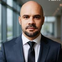 2 "Roberto Pedroso Vargas" profiles