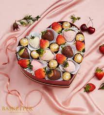 Shop Online Now! -Chocolate Covered Strawberry & Chocolate Gift  BoxBasketeer – The Ultimate Gifts