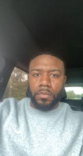 Travis Stephens and Erriona Phillips's Wedding Website