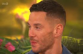 Love Island fans spot moment Scott looked disappointed as Ekin-Su picked  Curtis