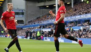 Manchester united f.c)‏ هو نادي كرة قدم إنجليزي يعد من أعرق أندية العالم وأميزها وواحداً من أنجح الفرق الإنجليزية والعالمية على مر التاريخ. Ø§Ù„ÙØ§Ø± ÙŠÙ†Ù‚Ø° ÙŠÙˆÙ†Ø§ÙŠØªØ¯ Ù…Ù† Ø§Ù„Ø®Ø³Ø§Ø±Ø© Ø£Ù…Ø§Ù… Ø¥ÙŠÙØ±ØªÙˆÙ†