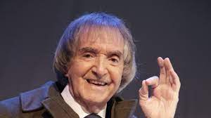 Todo comenzó cuando una cuenta falsa del portal de noticias el canciller escribió: Carlitos Bala Cumple 95 Anos Una Vida Ligada Al Humor Radio Mitre