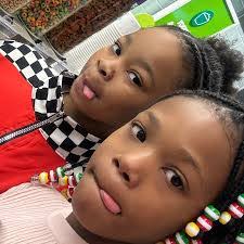 Kameron Grace's Instagram, Twitter & Facebook