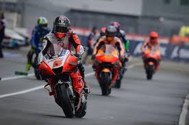 This is a list of spanish flags, with illustrations. Diprediksi Terjadi Di Balapan Motogp Prancis 2021 Bagaimana Sih Prosedur Flag To Flag Gridoto Com