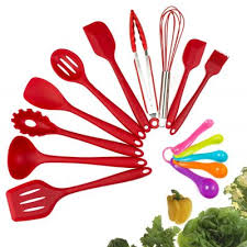 Moreover, the heads and handles are silicon made which protects all the cooking ware from sustaining scratches. Top 10 Best Stainless Steel Kitchen Utensil Sets In 2021 Reviews Tophomestuff