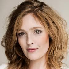 Jomfruer fra rummet (2023)