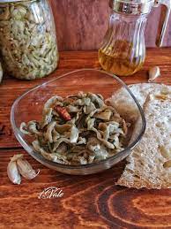 Questo modo di conservare le ho voluto provare questa ricetta poiché, a differenza di come ho sempre conservato io le melanzane, questo metodo è a crudo, ossia senza la classica. Melanzane Sott Olio A Crudo La Conserva Piu Amata