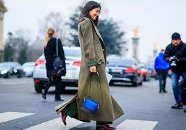 Nos robes pour femme se déclinent en version mini, midi et maxi, parfaites pour les longues soirées d'été. 15 Manteaux Longs Pour Contrer Le Froid Elle