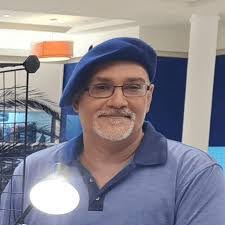 Luis Calderon's Instagram, Twitter & Facebook