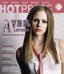 Résultat de recherche d'images pour "avril lavigne hot"