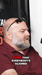 Stands vs Carrying! What do you have your students do? In this episode of  The End Zone to End Zone Podcast, Dan Twiford got a chance to sit down with Geoff  Watkins (