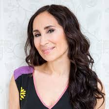 Veronica Keating's Instagram, Twitter & Facebook