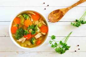 Kuah yang dipadukan dengan sayuran dan beberapa bumbu dapur akan memberikan sensasi menyegarkan dan nikmat. Tips Memasak Sup Ayam Yang Gurih Dan Kental Kumparan Com
