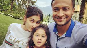 Suresh raina daughter gracia raina very cute. Cricket News Shakib Al Hasan And Wife Umme Ahmed Shishir Announce Birth Of Second Daughter Errum View Post Latestly