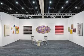 Yiwei Gallery