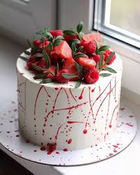 That is why a stunning decoration is a significant aspect of almost any christmas cake. Cake Design Ideas Decorating Cake With Fruits Easy Cake Decorating Christmas Cake Cake
