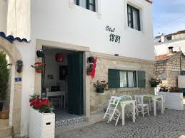 Alaçatı' nın simgesi haline gelmiş, geleneksel mimariye sahip yapılar burada en çok göreceğiniz şeylerden biri. Alacati 1881 Concept Hotel Boutique Hotel Reviews Turkey Tripadvisor