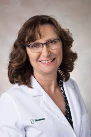 Kristina Dean's Instagram, Twitter & Facebook