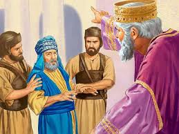 [Obrazek: images?q=tbn:ANd9GcQsq6-2NxEym_YroVGwN25...GgIVcV8g&s]