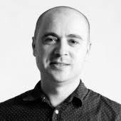 Expoziția caritabilă „Bombe și oameni. Artiști uniți împotriva războiului