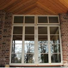 Danische Fensterturen Mit Sprossenunterteilung Fenster Holz Fenster Und Turen Oberlicht