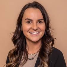 Ahhhh la retraite! J'y suis arrivé. 40 ans plus tard comme expert en  sinistres le moment est enfin venu. De chef cuisinier à représentant dans  la chaussure, à DJ c'est le 29