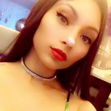 Doreen Stacey's Instagram, Twitter & Facebook