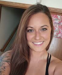 Annie Macaulay and her Look alike Daughter Isabella Idibia 🔥