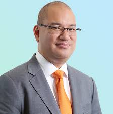 Michael Savva, Global