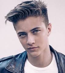 Pin Von Trendfrisurenstil Auf Manner Frisuren Teenager Frisuren Jungs Frisuren Coole Kurzhaarfrisuren