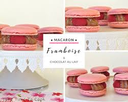 Macaron Framboise Chocolat Au Lait Chocolat Au Lait Macaron Chocolat Macaron