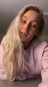 Nikki Mast's Instagram, Twitter & Facebook