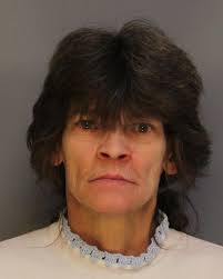 WANTED*** WARRANT Name: Deanna Marie Robbins DOB: 12/26/70 Height: 5' 08''  Weight: 125 lbs Eye Color: Blue Hair Color: Brown If you see or know this  individual or have information