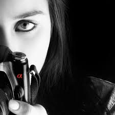 Black And White Self Portrait Ideas 100 Seriously Cool Self Portraits And Tips To Shoot Your Own In 2020 Self Portrait Photography Creative Self Portraits Self Photography