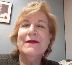 Farrah Ellison's Instagram, Facebook & TikTok