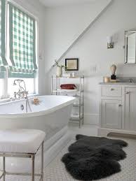 See the best designs and projects for 2021 and get inspired! Bathroom Art Ideas How To Choose Art For Your Master Bath