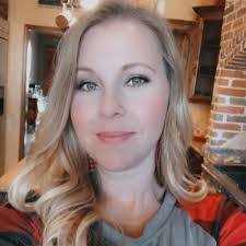 Jaclyn Daniel's Instagram, Twitter & Facebook