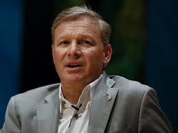 Florida Power CEO implicated in scandals abruptly steps down