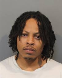 Chicago Man Violates Protective Order, Faces Felony for Threatening Officer 