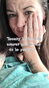 Ashleigh Hackler's Instagram, Twitter & Facebook